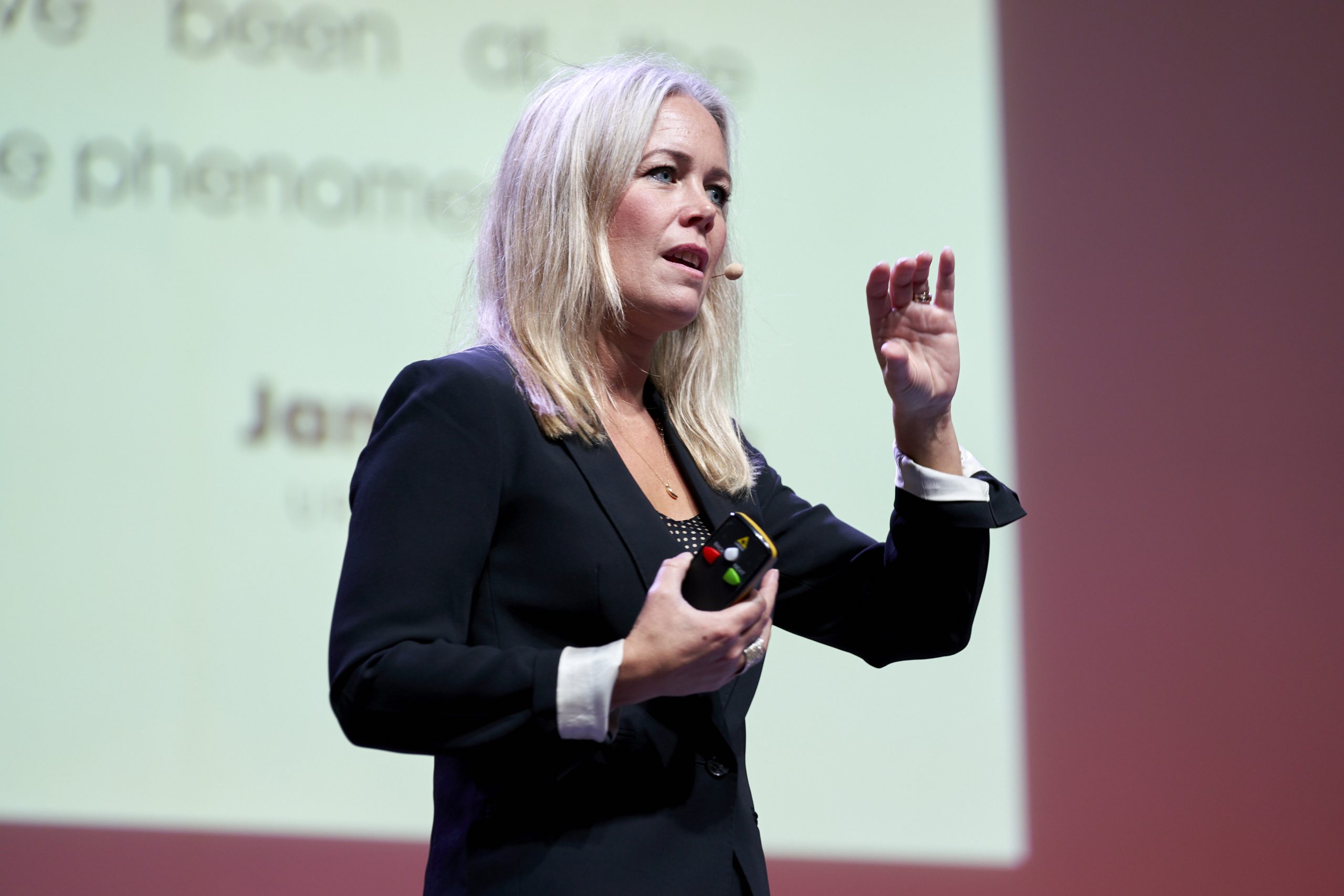 Liquid lifestyles, behaviours and needs in the future