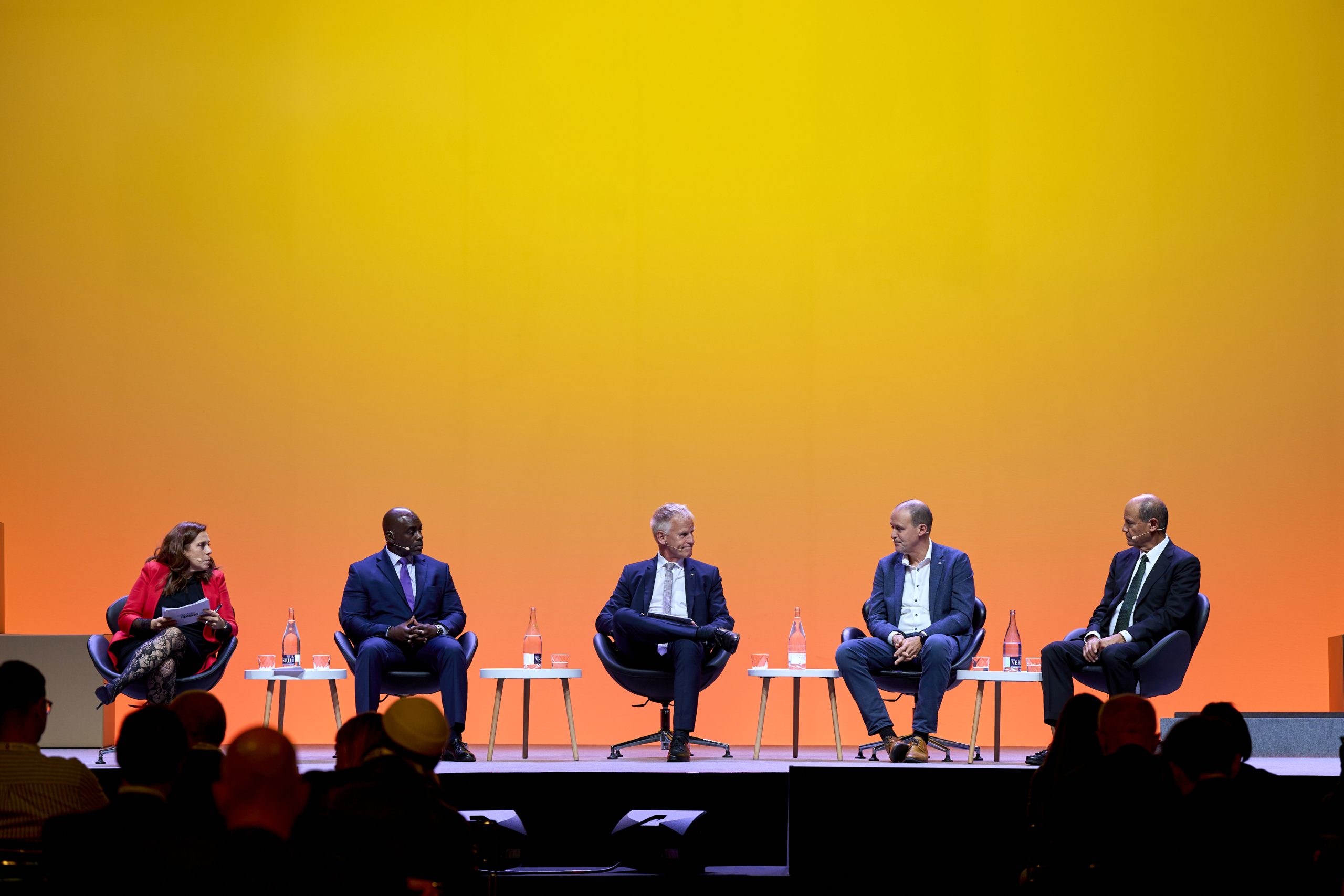 Navigating the Future of Innovation in Ports, and Cities Navigating the Future of Innovation in Ports, and Cities