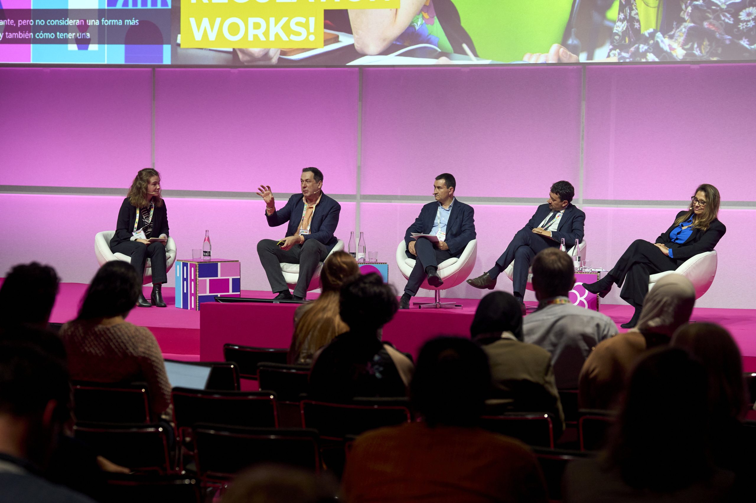 Transforming our Neighbourhoods: How to Get People and Politicians Onboard? Transforming our Neighbourhoods: How to Get People and Politicians Onboard?