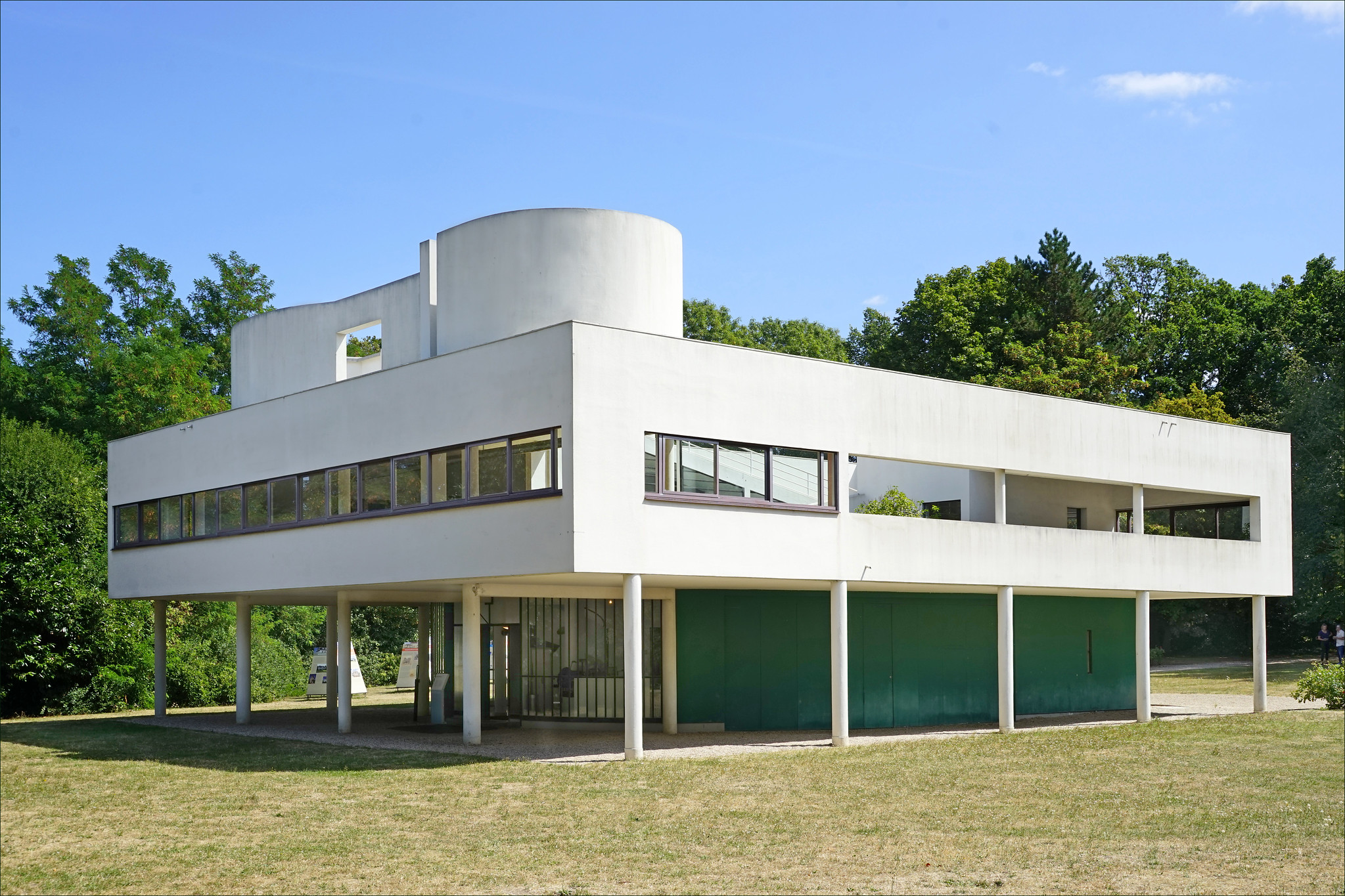 Villa Savoye: Le Corbusier’s architectural icon that redefined the modern house