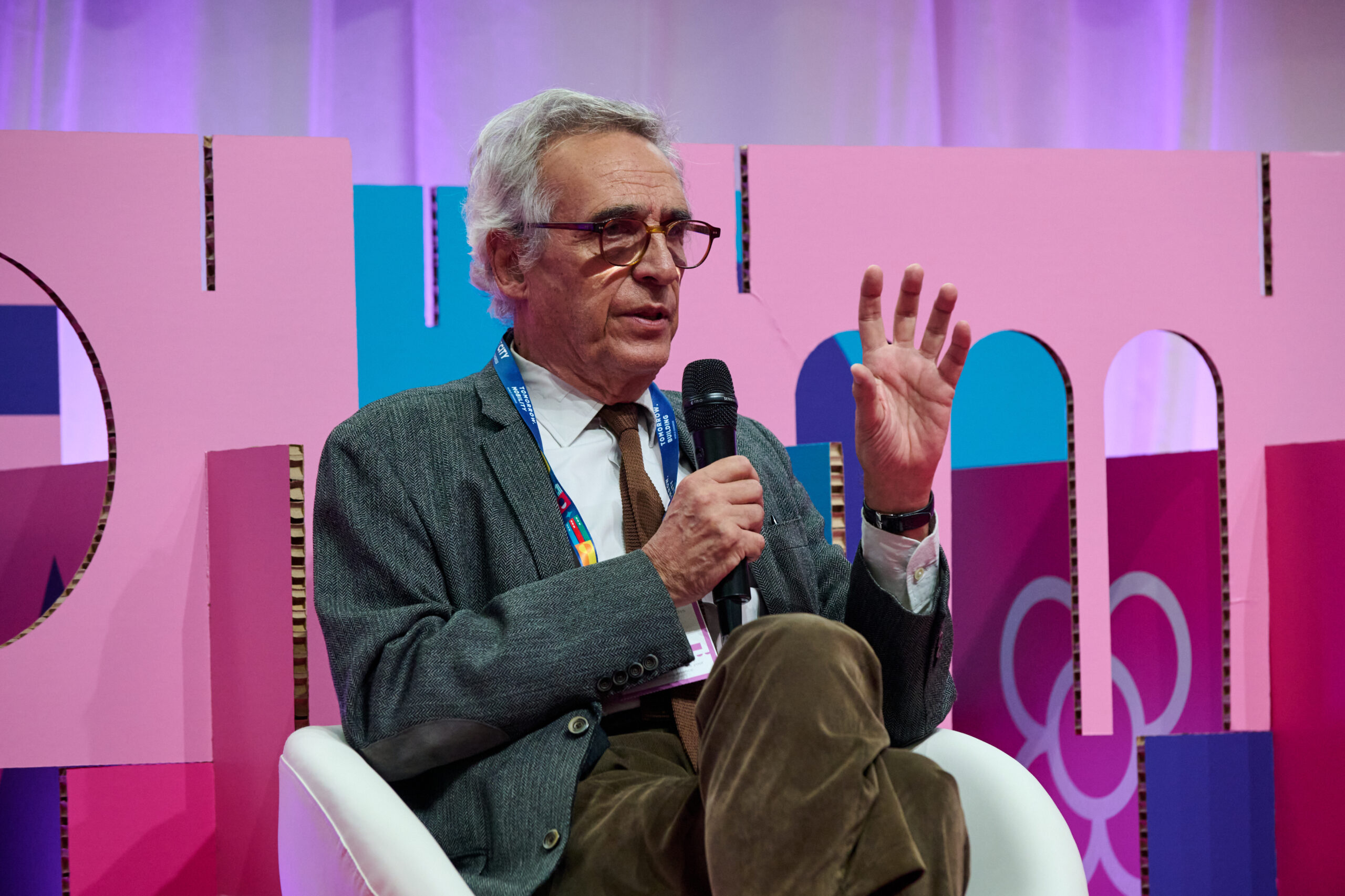 Retrofitting Urban Memory: 3 Xemeneies by Marvel and GdSB