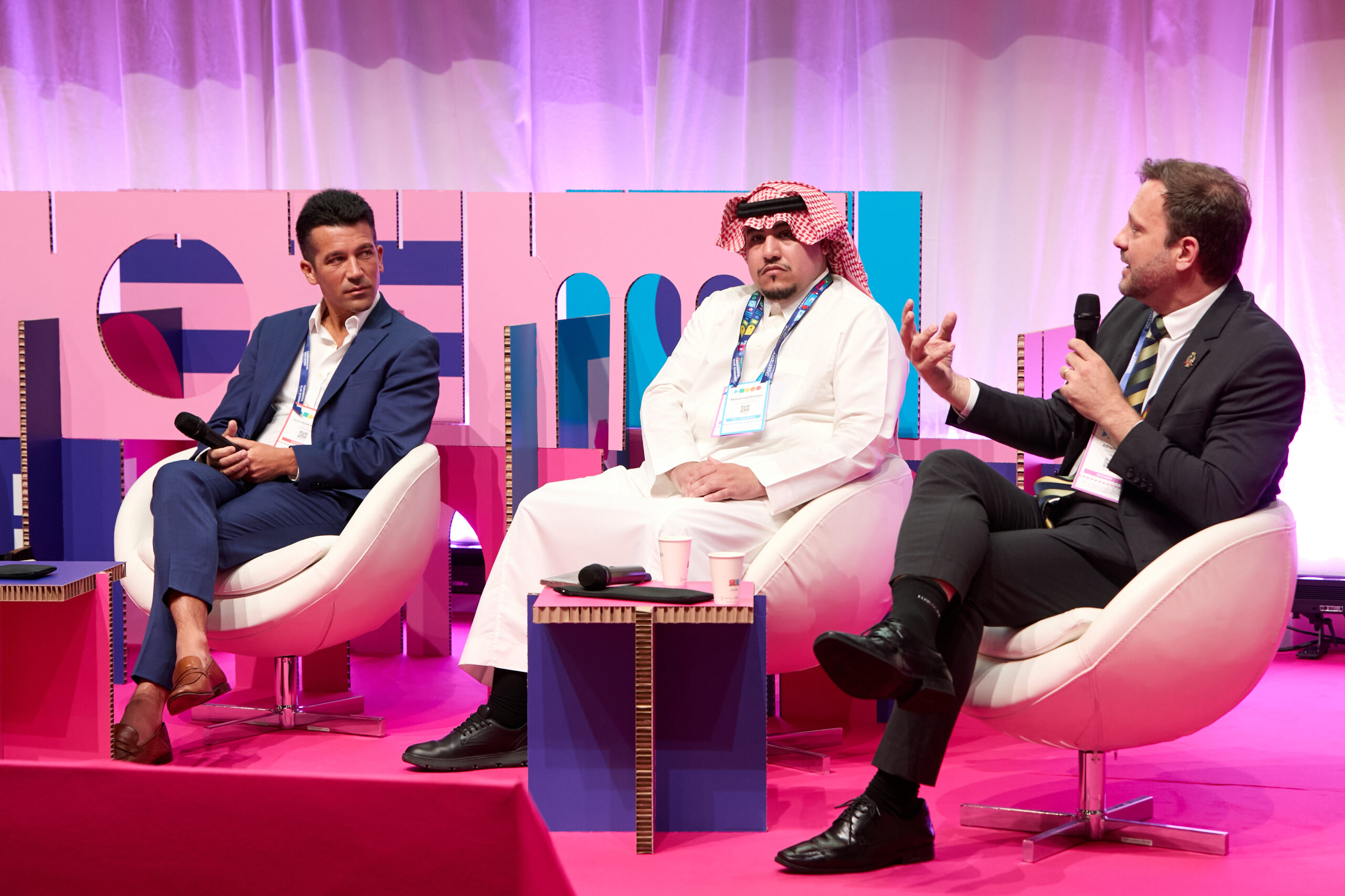 When Cities Think: How Smart Infrastructure Transforms Urban Living