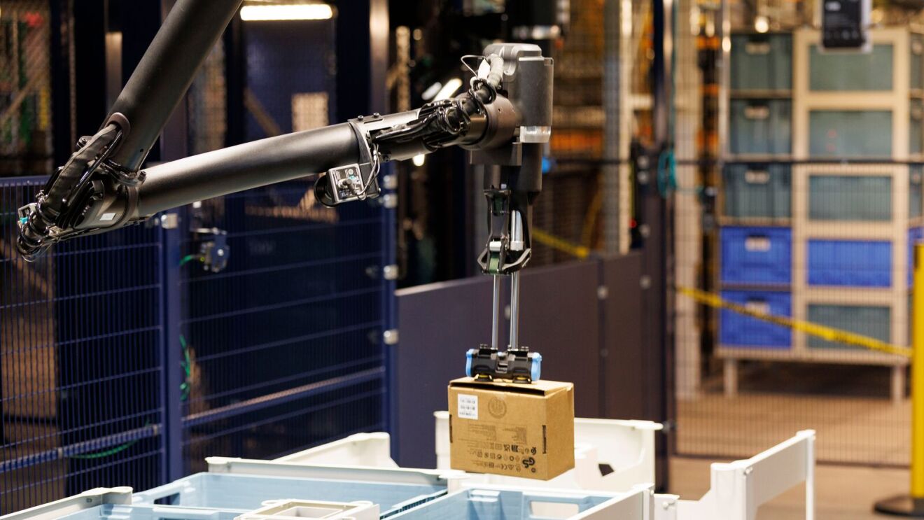 Robots, AI, and automation: the 4th industrial revolution