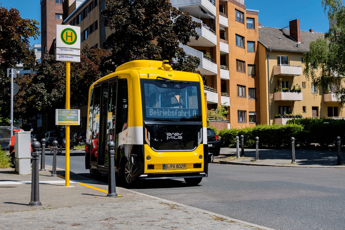 futuristic public transport