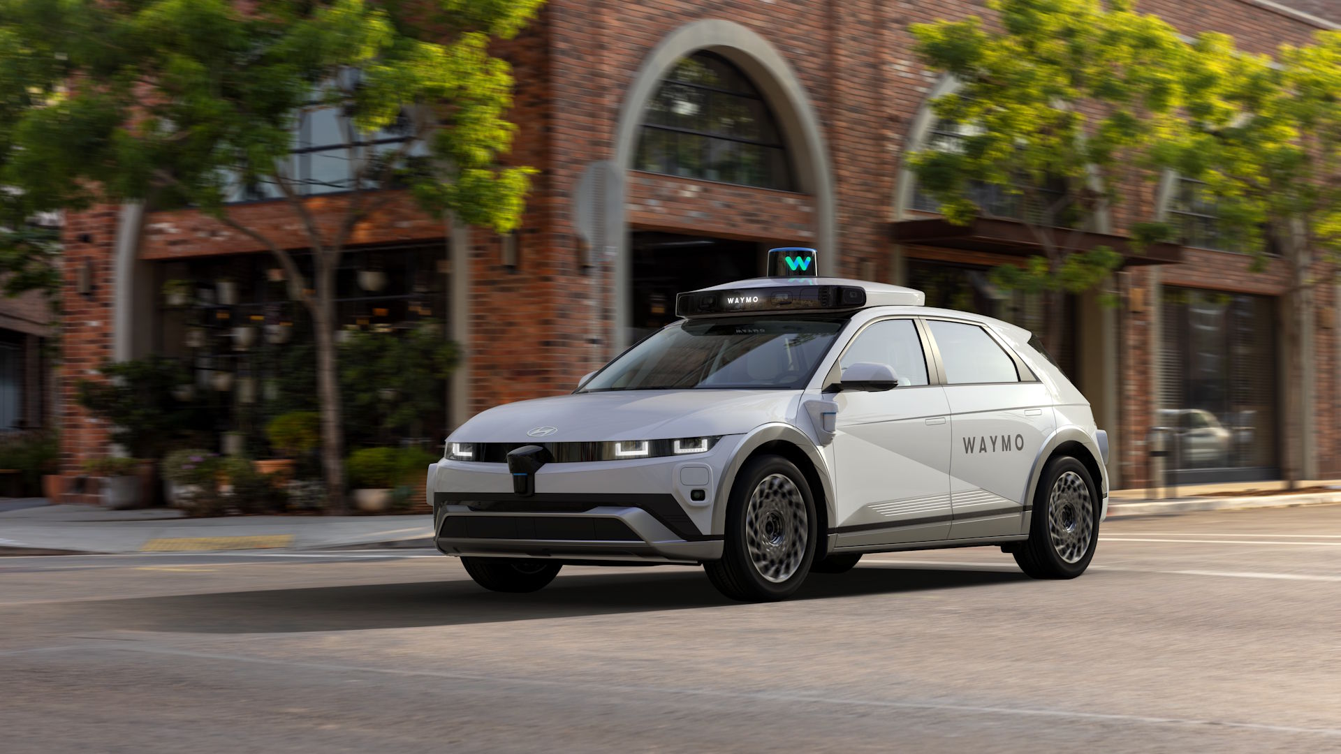 Autonomous vehicles and accidents: are they safer than vehicles operated by drivers?